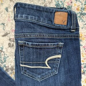 American Eagle Women's Blue Jeans